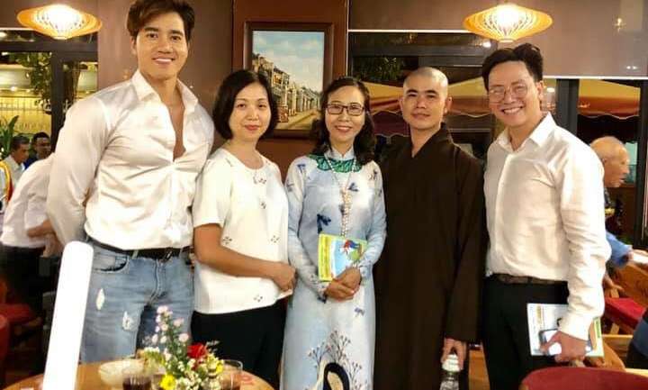 Cuộc hội ngộ thú vị của 5 người